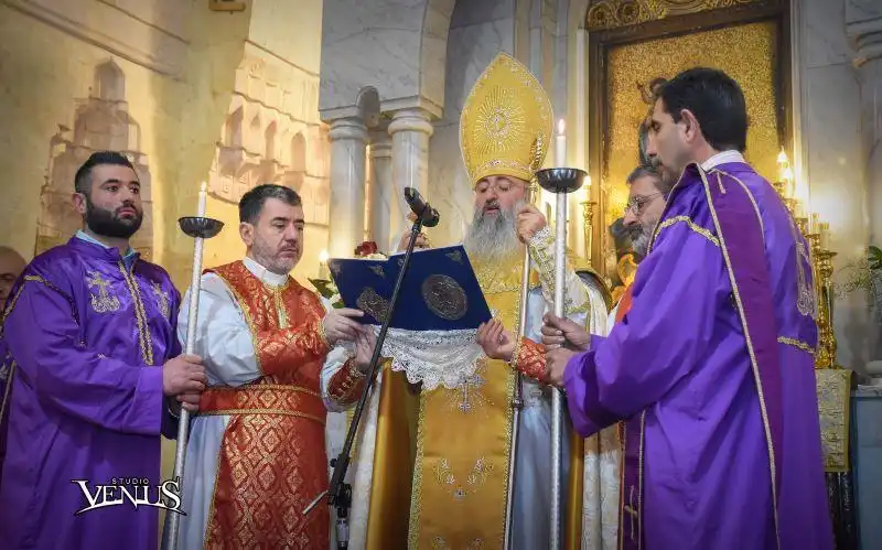 Բերիոյ Հայոց Թեմի  ազգընտիր առաջնորդին անդրանիկ Սուրբ Պատարագը  (Լուսանկարներ)