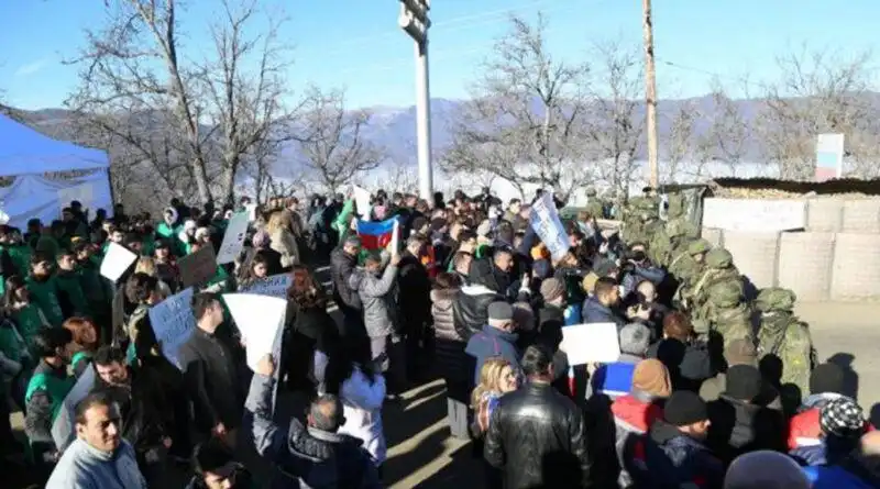 Պաքուէն մեղադրանք՝ Մոսկուային 