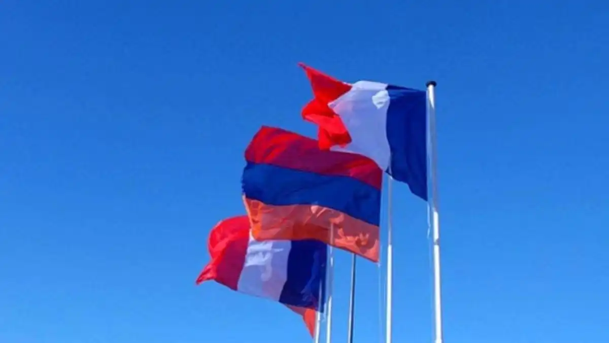 Փարիզի մէջ տեղի ունեցած են հայ-ֆրանսական ռազմաքաղաքական խորհրդակցութիւններ