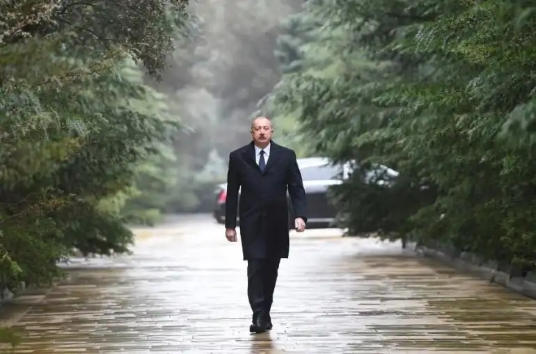 Ալիեւ առաջադրուած է որպէս Ատրպէյճանի նախագահի թեկնածու