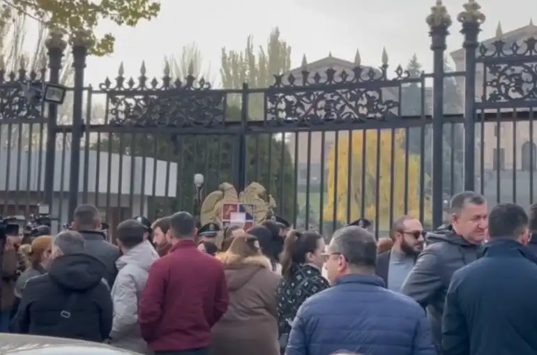  «ՀայաՔուէ» նախաձեռնութեան կողմնակիցները բողոքի ցոյց կատարեցին 