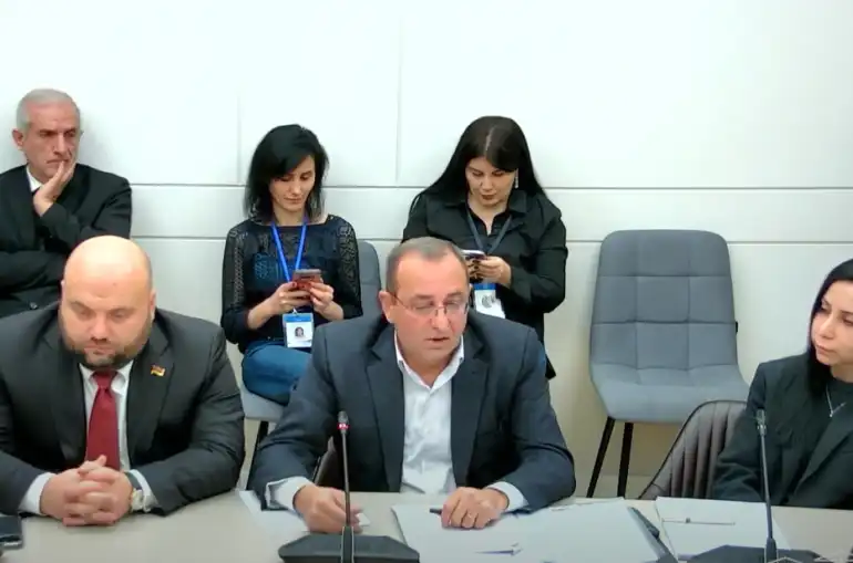 «Իշխող ուժը պէտք է առաջարկի այլ ճանապարհային քարտէզ, կամ հրաժարական տայ եւ հեռանայ». Արծուիկ Մինասեան