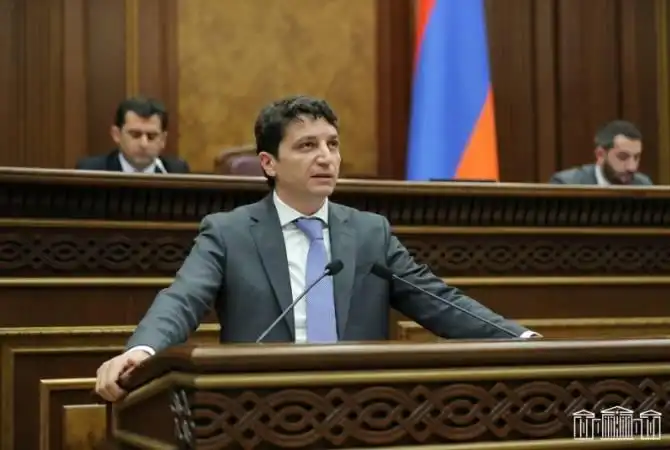 Հայաստանը պիտի փակէ ԼՂ-ի՝ առեւտրային դրամատուներուն 225 միլիառ   դրամ  գումարի  պարտքը 