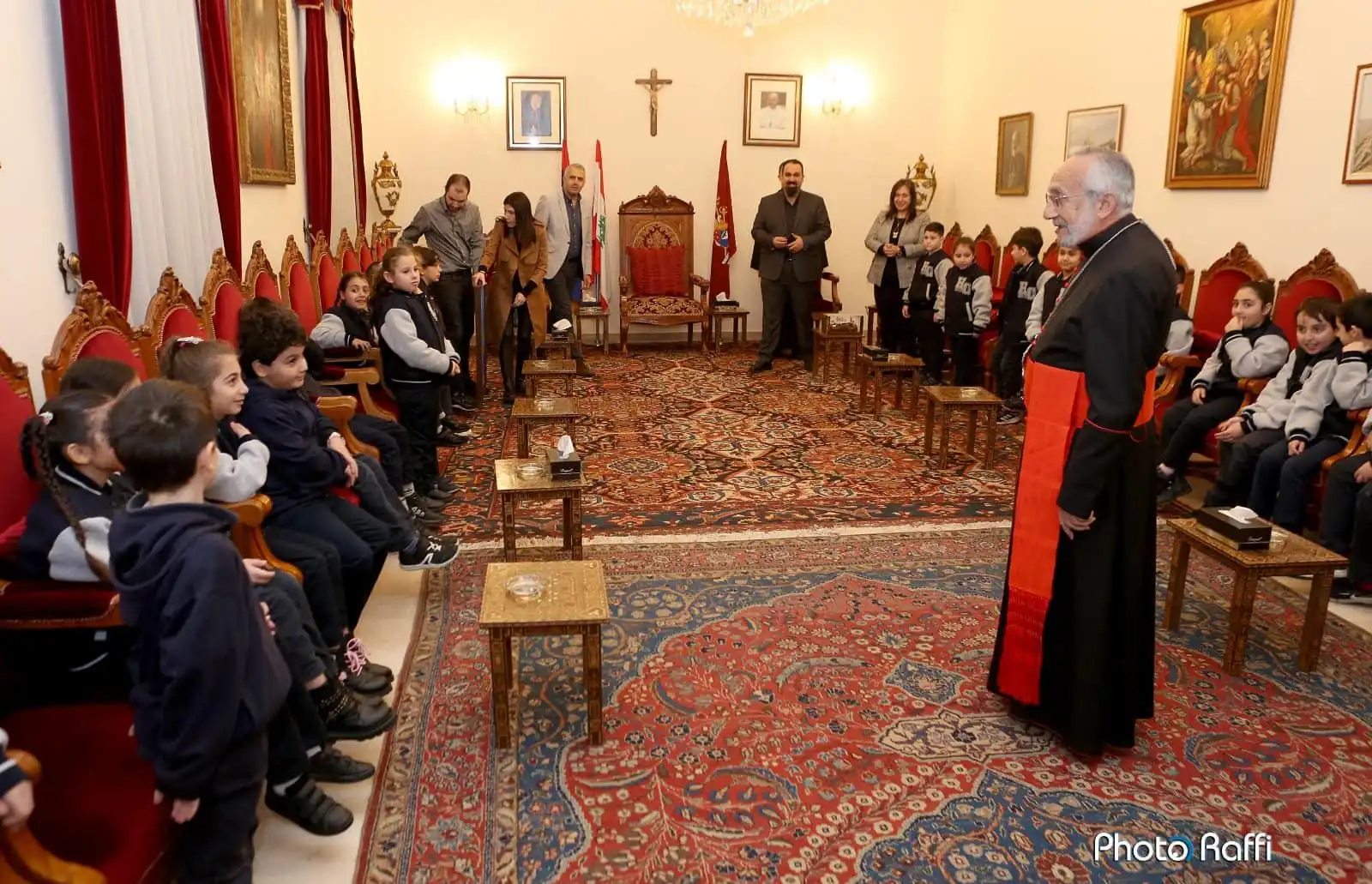  Պէյրութի մէջ. Հայ Կաթողիկէ  «Սուրբ Խաչ-Հարպոյեան վարժարան»ի աշակերտները հիւր Հոգեւոր Տիրոջ
