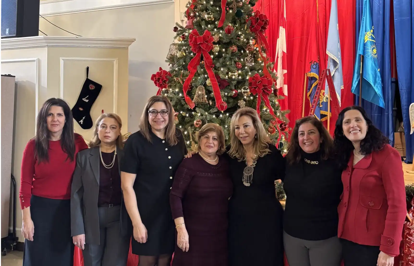 Հայ Օգնութեան Միութեան Սուրբ Ծննդեան Տօնածառի լուսաւորումն ու տօնավաճառը համախմբեցին վանգուվըրահայ գաղութը