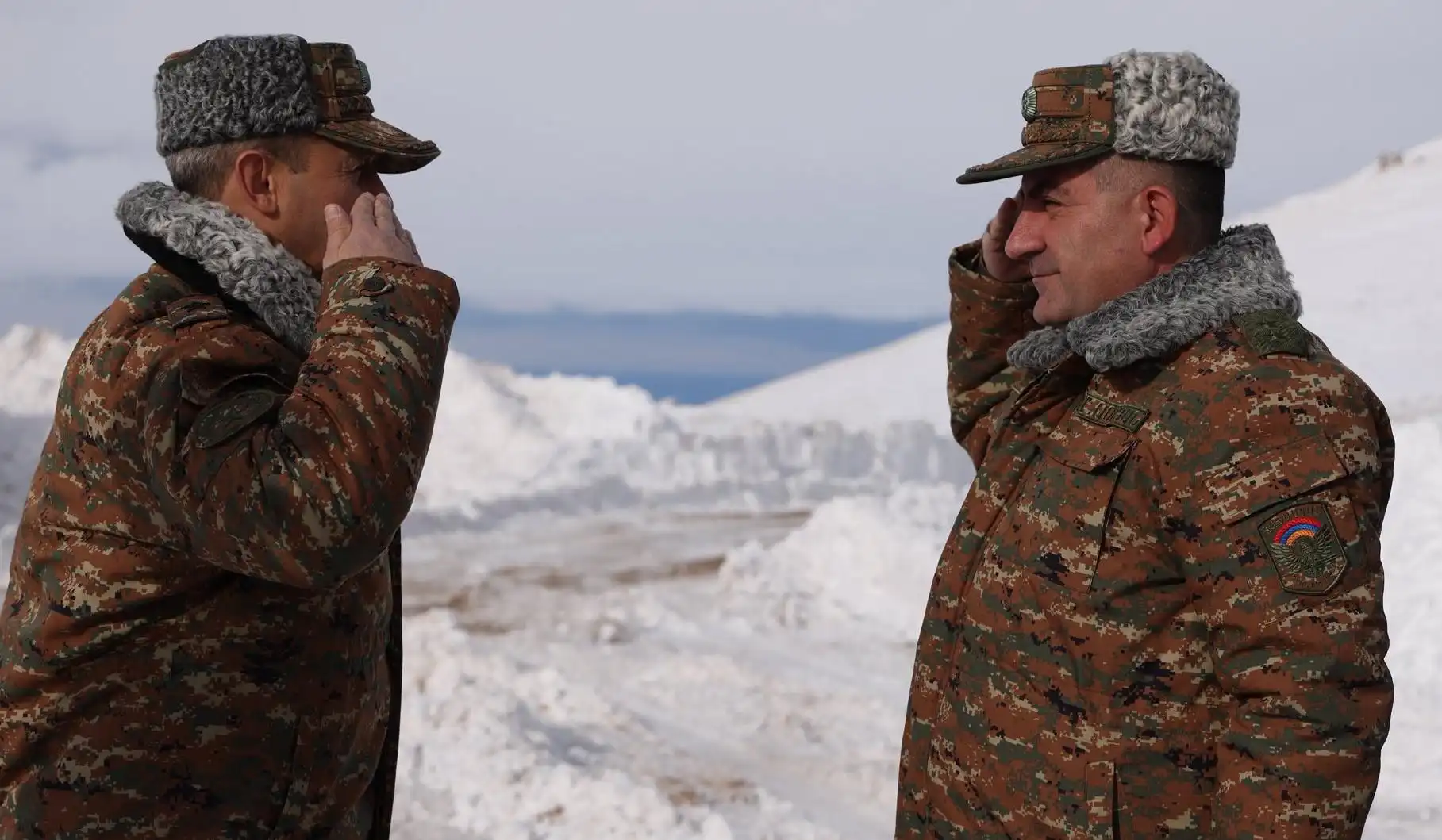 Զինուած ուժերու Ընդհանուր սպայակոյտի պետն այցելած է արեւելյան սահմանագօտի (Լուսանկարներ)