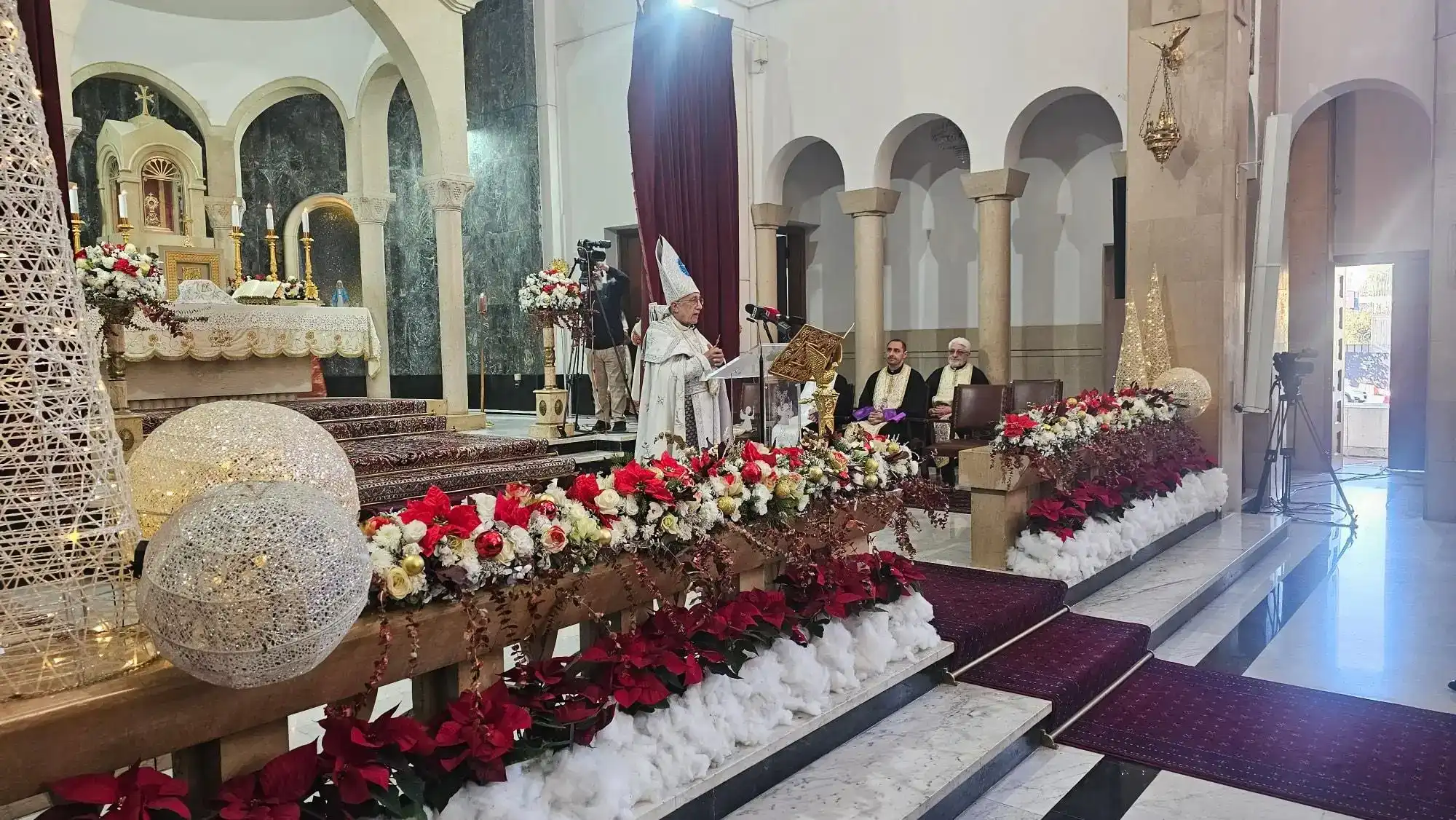 Պէյրութ. Մատուցուեցաւ Սուրբ Ծննդեան Հայրապետական Պատարագ Սուրբ Եղիա եկեղեցւոյ մէջ 