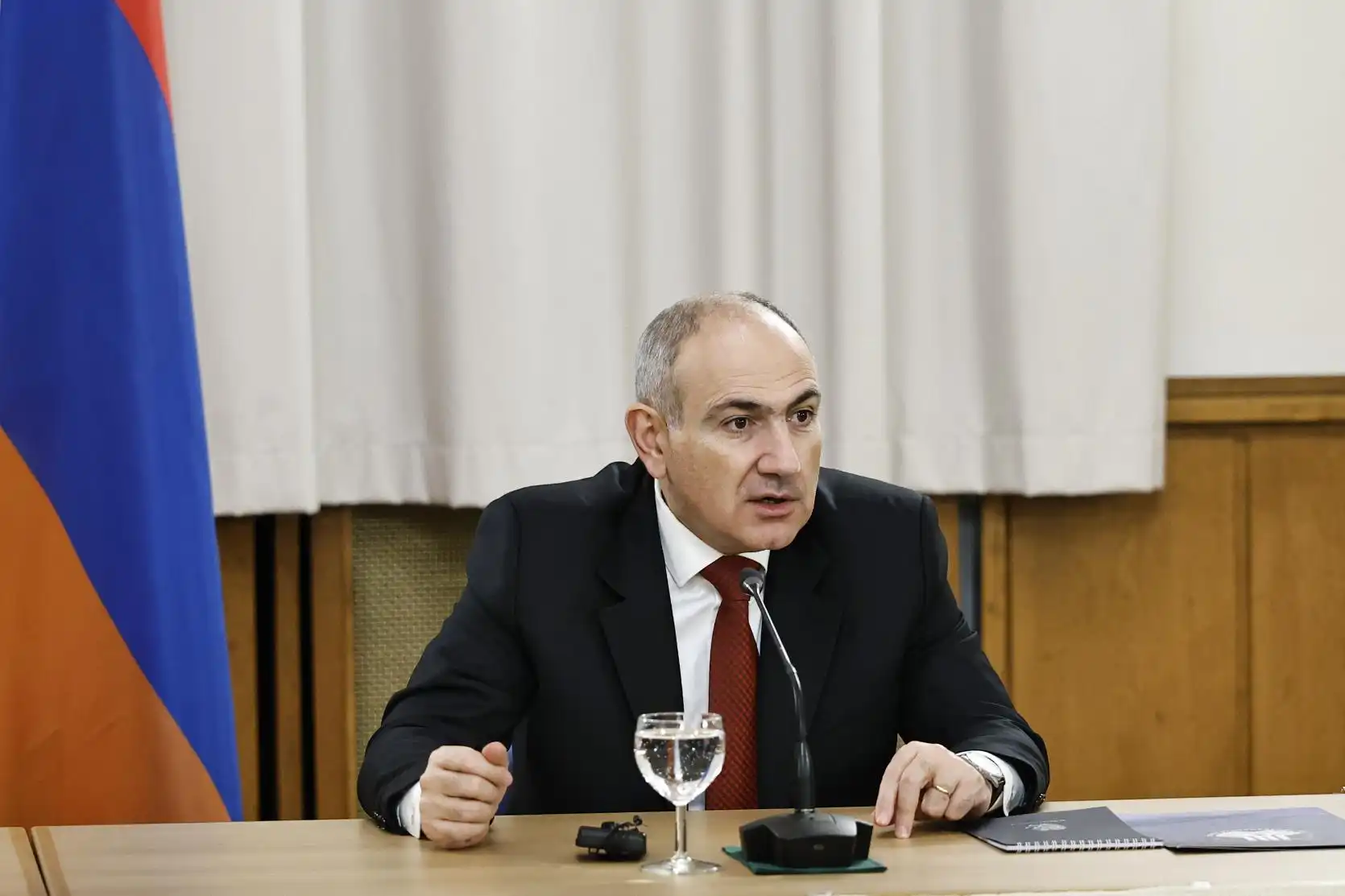 Փաշինեան Ատրպէյճանին կ՚առաջարկէ «փակել Ղարաբաղի հայերու եւ Արեւմտեան ատրպէյճանցիներու մասին թեմաները»