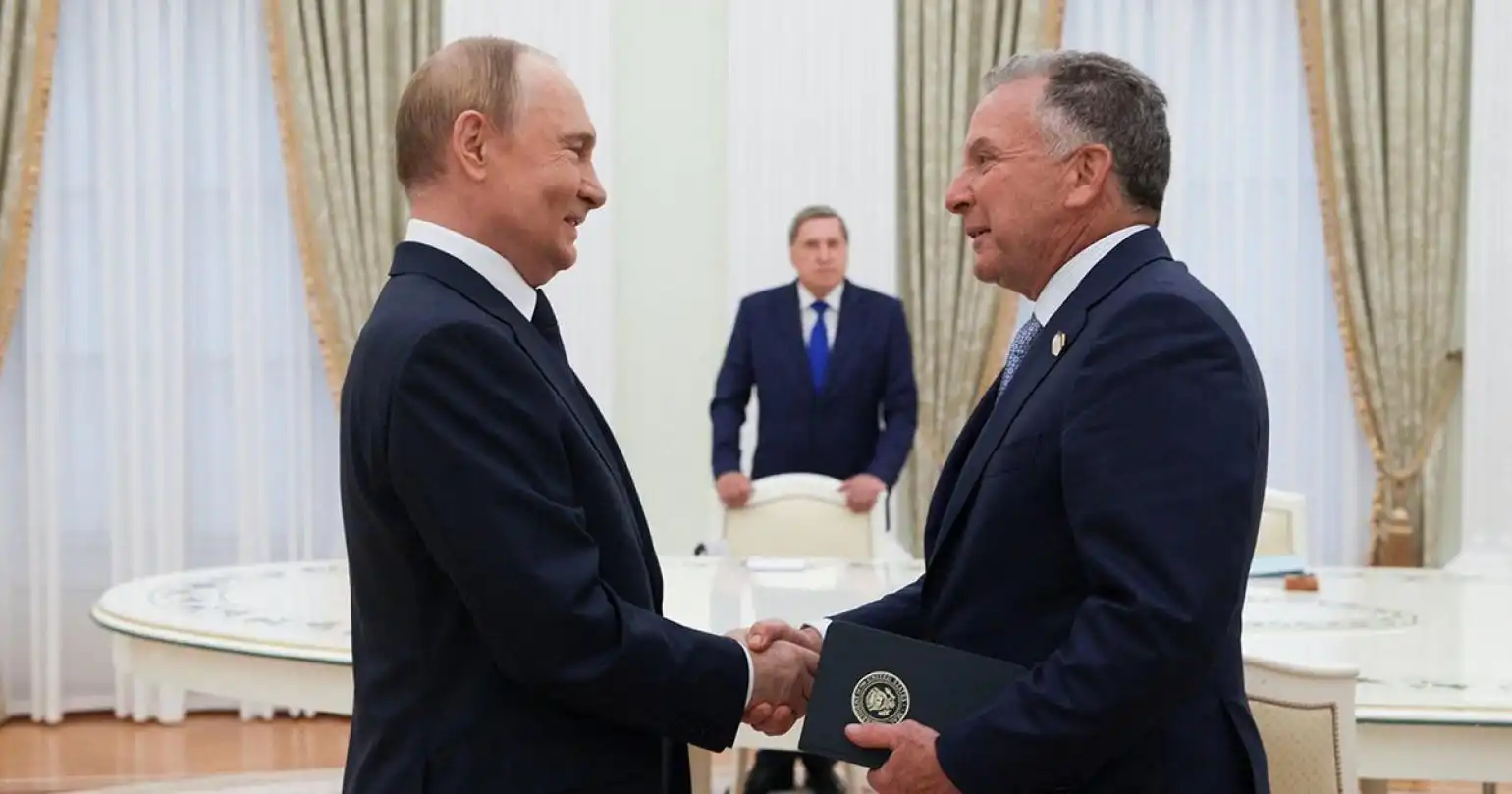 Փութինի եւ Ուիթքոֆի հանդիպումը նախատեսուած է դեկտեմբեր 2-ին. Փեսքով