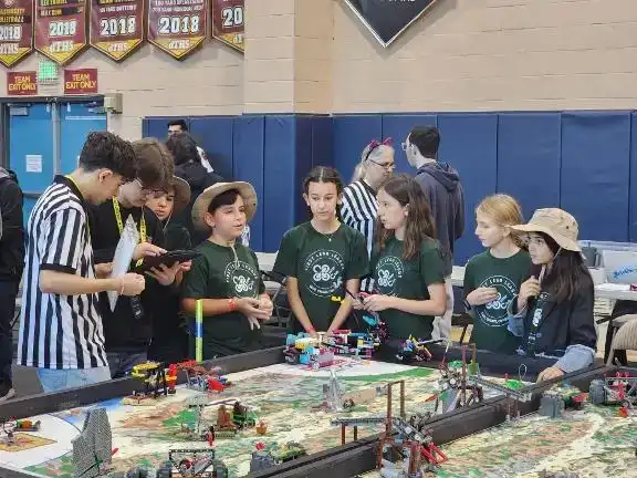 Ռոպոթներ պատրաստող «Թինքեր Ակումբ»ը կարեւոր մրցանակ 