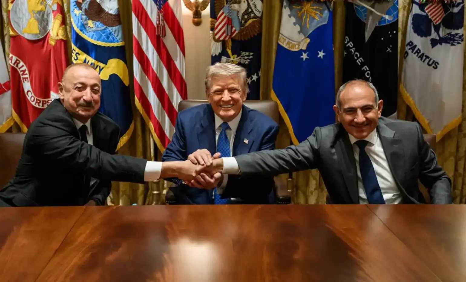 Թրամփ շնորհակալութիւն յայտնած է Փաշինեանին եւ Ալիեւին