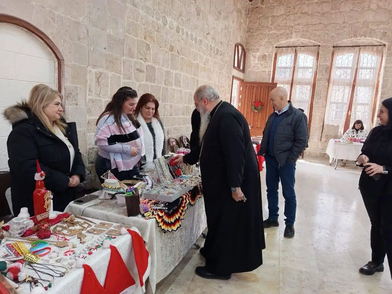 Հալէպ. Սրբոց Քառասնից Մանկանց Մայր եկեղեցւոյ Ամանորեայ ցուցահանդէս-վաճառքը