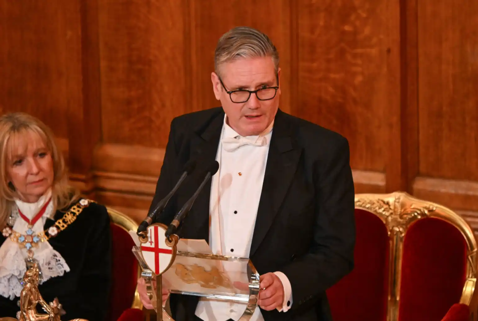 Չինաստանը իրական սպառնալիք  Անգլիոյ համար. Վարչապետ Սթարմըր