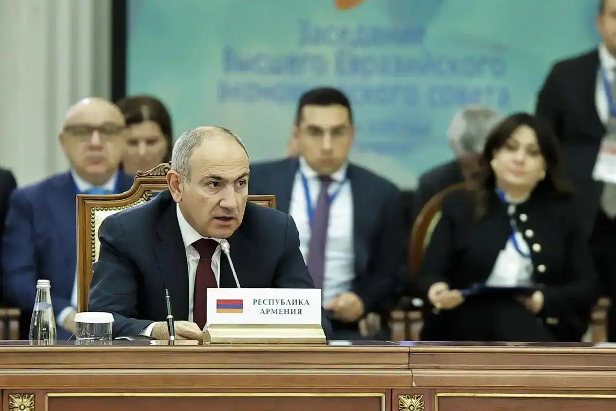 Փաշինեան ԵԱՏՄ նիստին անդրադարձած է Ատրպէյճանի տարածքով բեռներու տեղափոխման