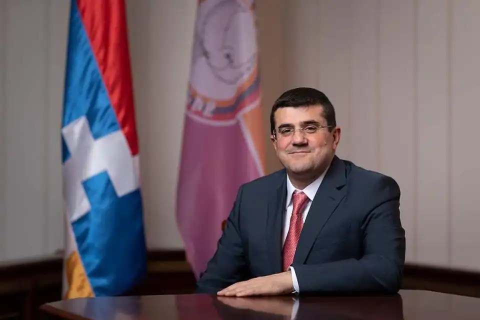 Կը շնորհաւորենք Տոնպասի ժողովուրդը. Արայիկ Յարութիւնեան 