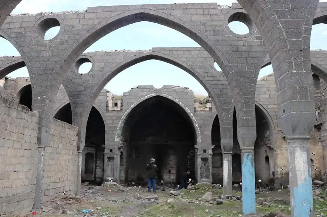 Թուրքիոյ Տիարպեքիր շրջանին մէջ գտնուող Սուրբ Սարգիս հայկական եկեղեցին պիտի վերականգնուի