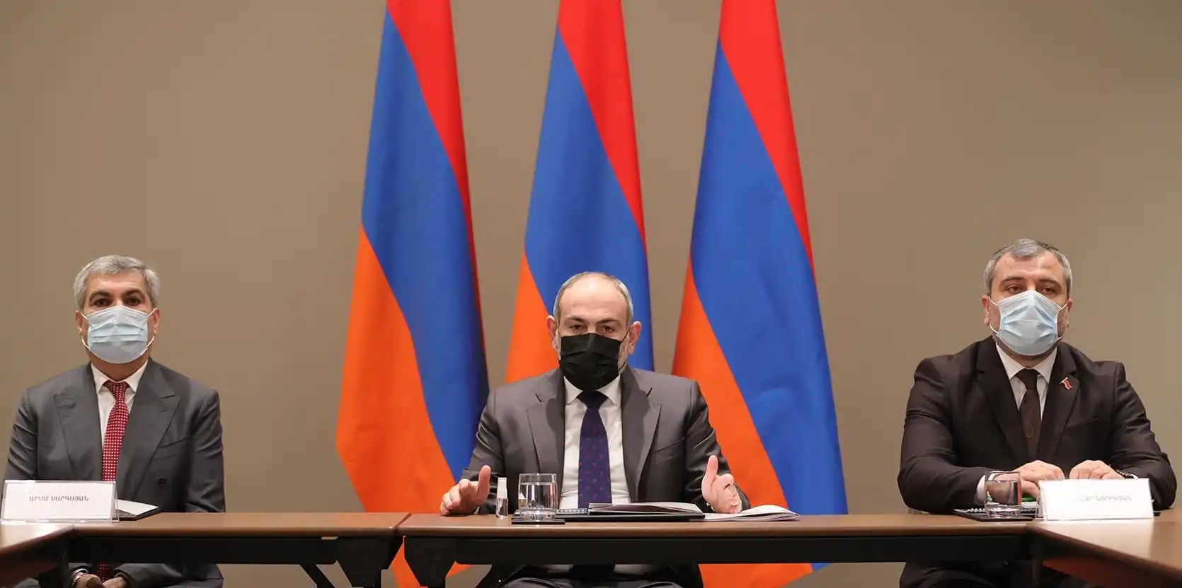 Արտախորհրդարանական ուժերու հանդիպումը  Փաշինեանի հետ