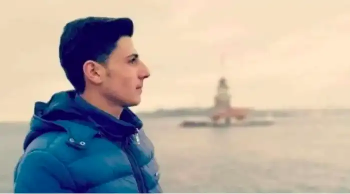 17-ամեայ  Համզայի  պատմութիւնը. Կամ  ի՞նչ  ճակատագրի   կ՚ենթարկուին  սուրիացի երիտասարդները Թուրքիոյ մէջ   