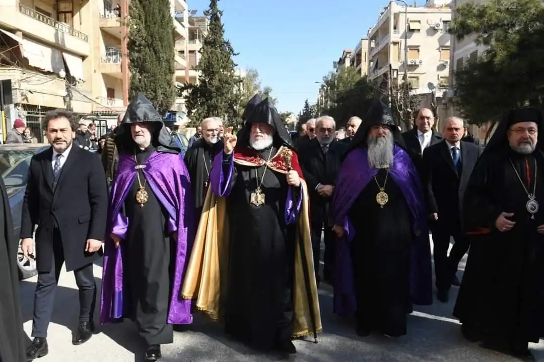 «Եկել եմ կիսելու ձեր ցավը»,-Հալեպում ասել է Արամ Ա կաթողիկոսը