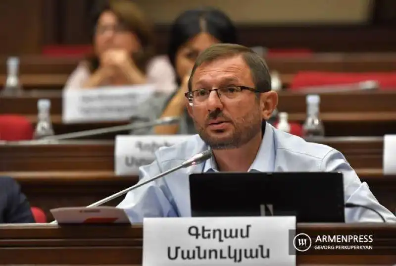 Ընդդիմադիր պատգամաւորը կասկածի տակ կը դնէ Մարգարայի կամուրջի  բացման հարցը      