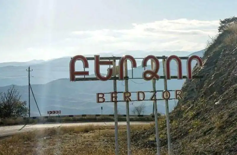 Բերձորէն տեղահանուածներուն հարցերը տակաւին չեն լուծուած