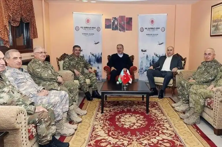 Կարսի մէջ ուժայիններու կարեւոր հաւաք 