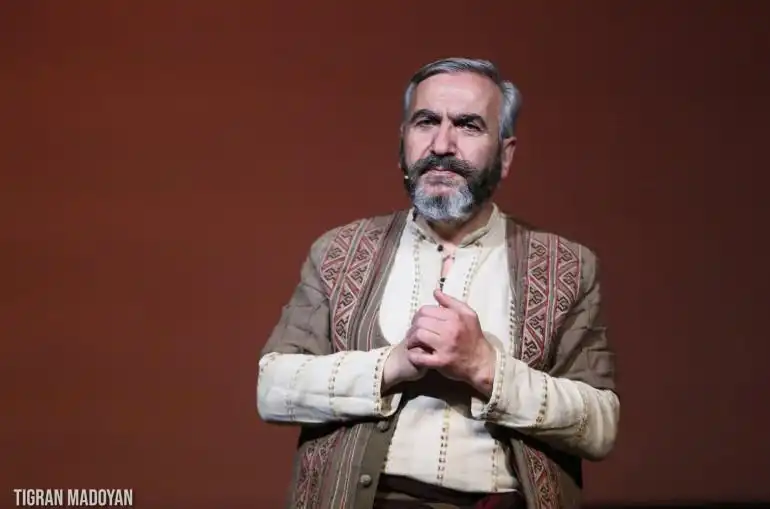 Մահացած է հայրենի արուեստագէտ եւ պարադիր՝  Գագիկ Գինոսեան 