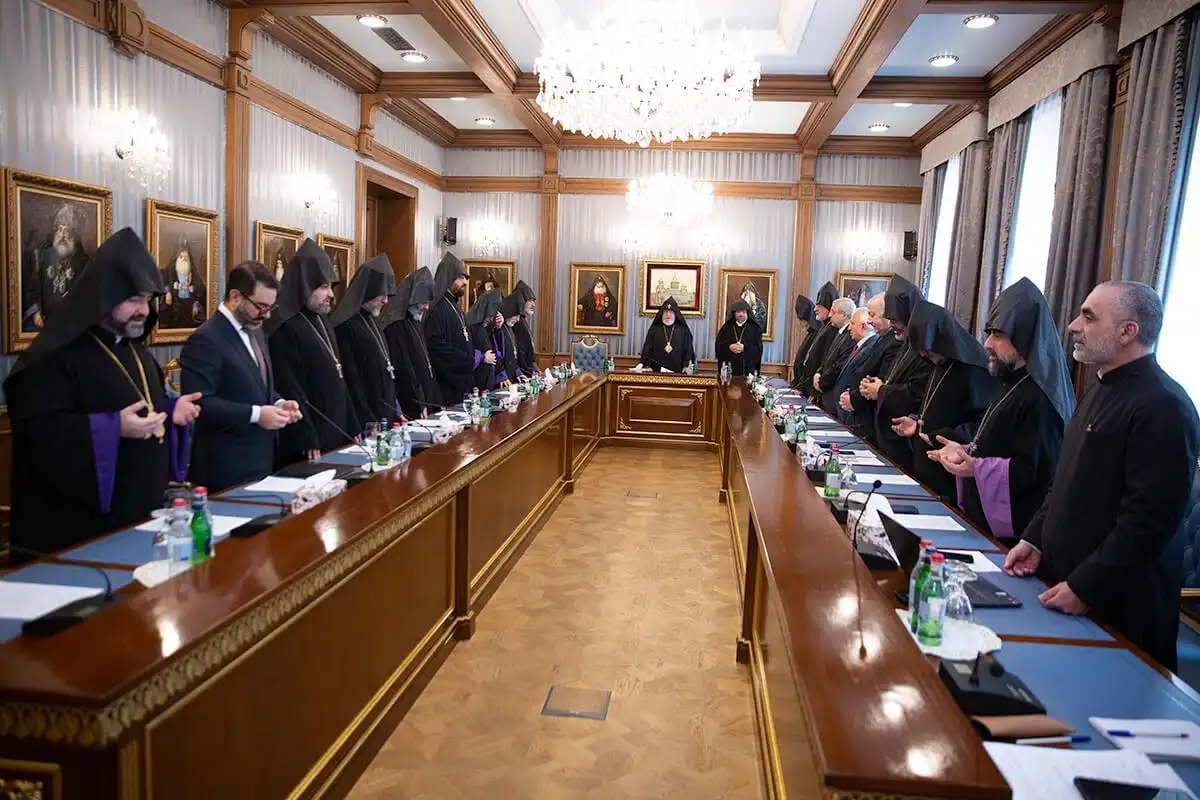 Մայր Աթոռ Ս. Էջմիածնում սկսվեց Գերագույն հոգևոր խորհրդի ժողովը