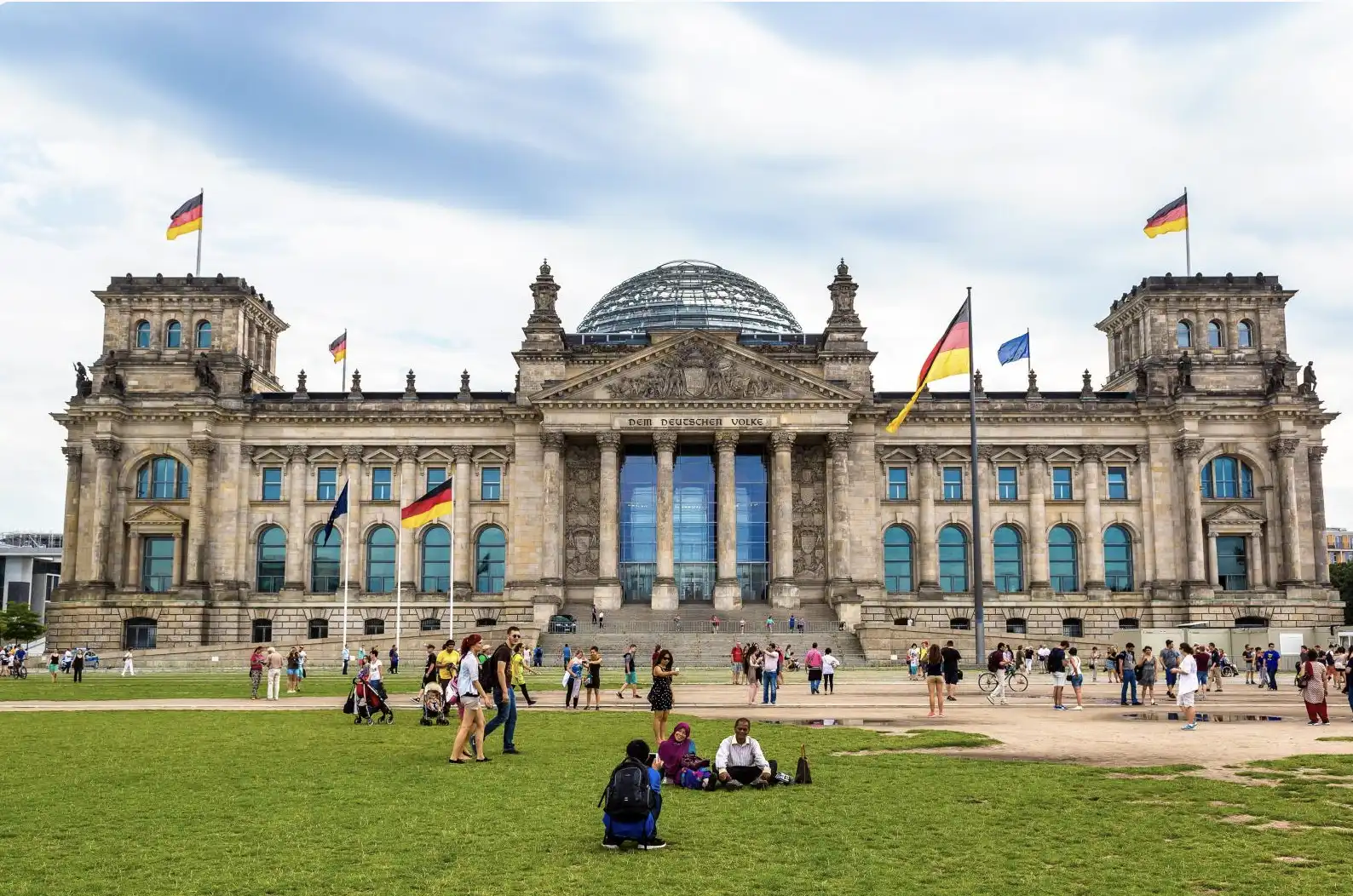 Գերմանացիներու 70 տոկոսը դժգոհ է կառավարութեան եւ վարչապետի աշխատանքէն. Bild