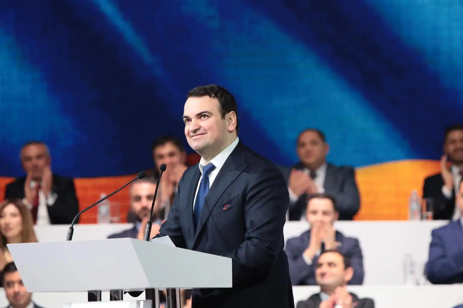 «Ուժեղ Հայաստան» կուսակցութեան ցուցակի 1-ին համարով հանդէս պիտի գայ Նարեկ Կարապետեանը