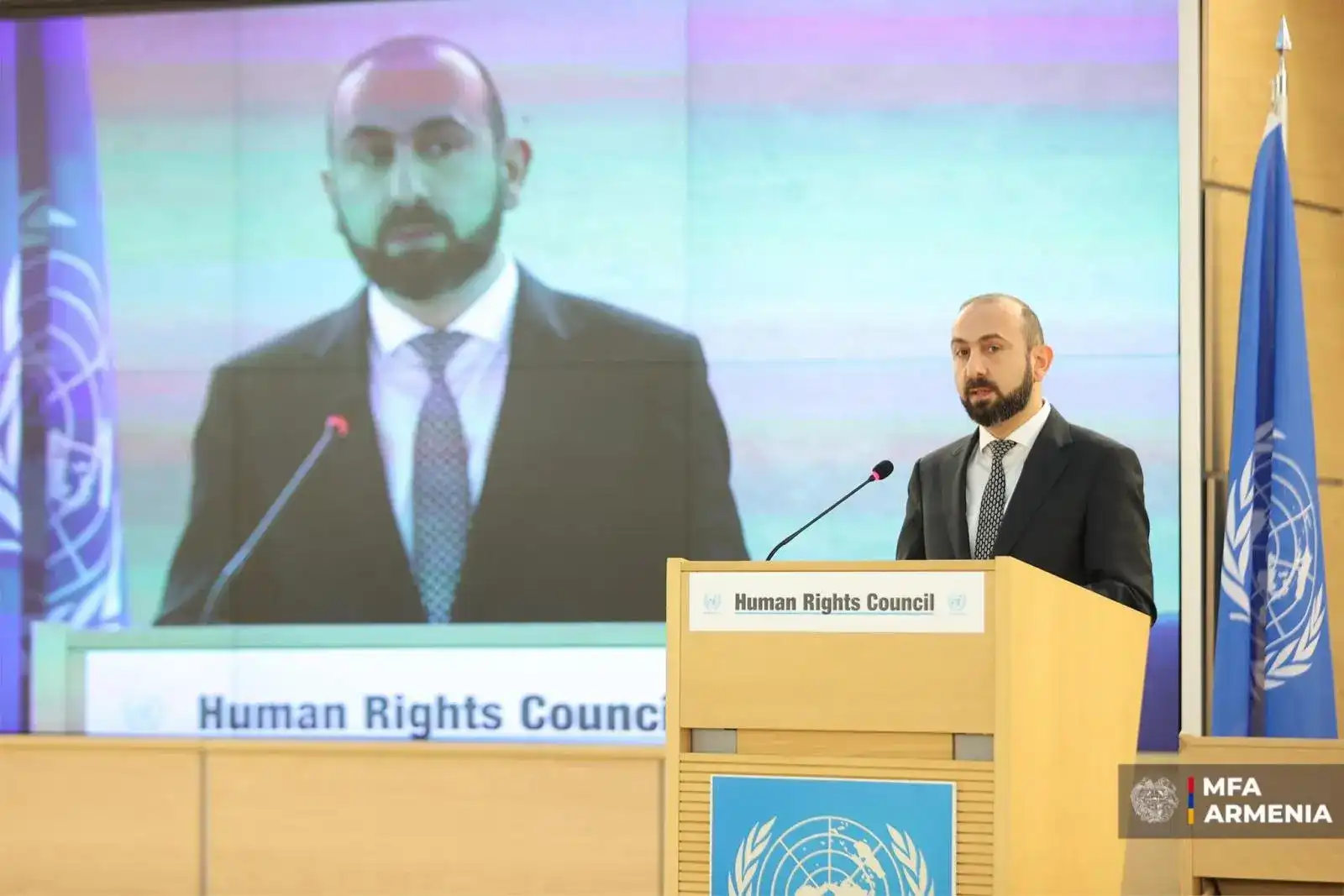 19 հայ պահուող անձինք դեռ կը գտնուին Պաքուի մէջ․ Արարատ Միրզոյեան