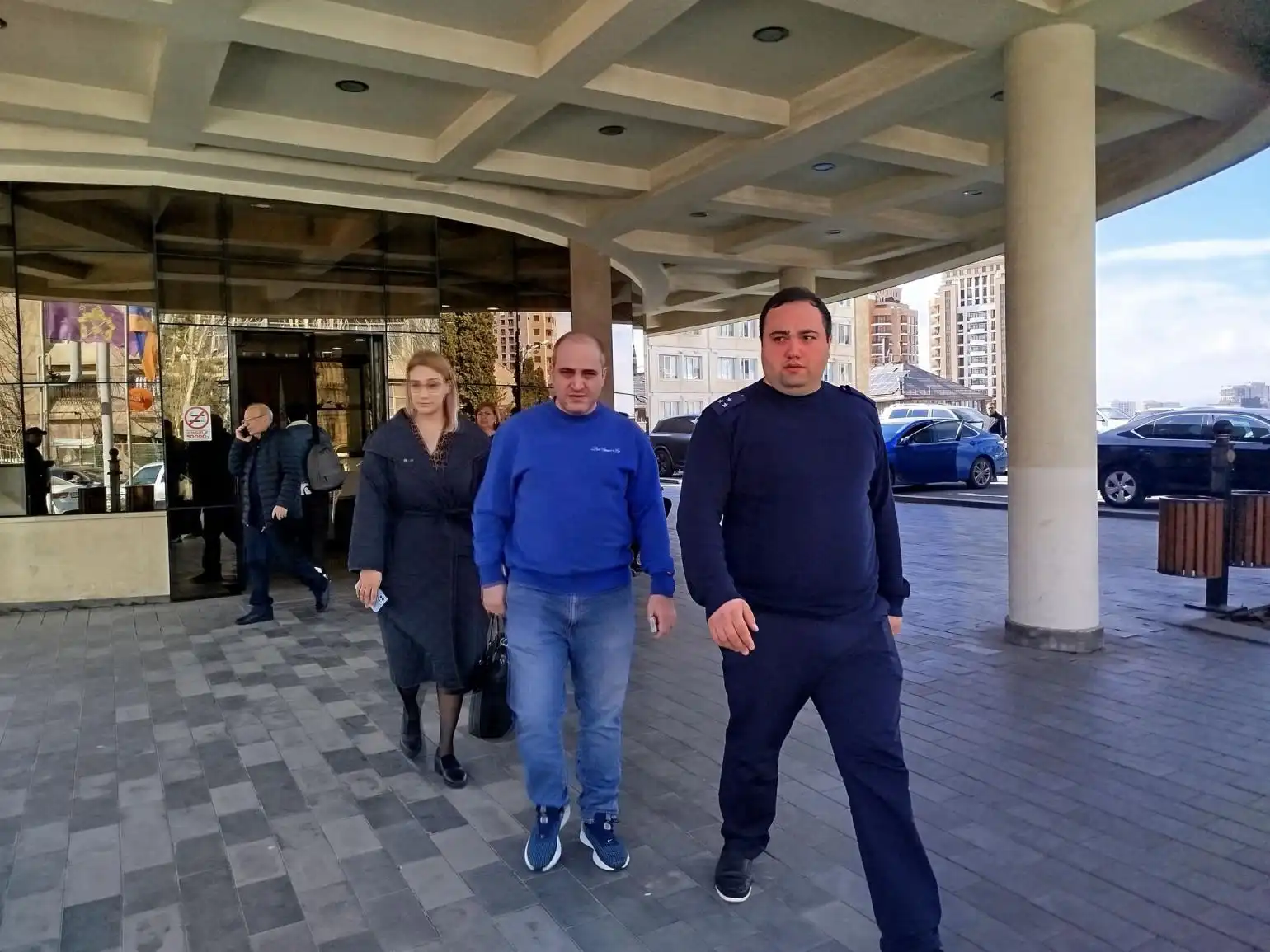 Նարեկ Սամսոնեանը դուրս եկած է «Իզմիրլեան» ԲԿ-էն, կալանքը պիտի շարունակէ կրել տան մէջ