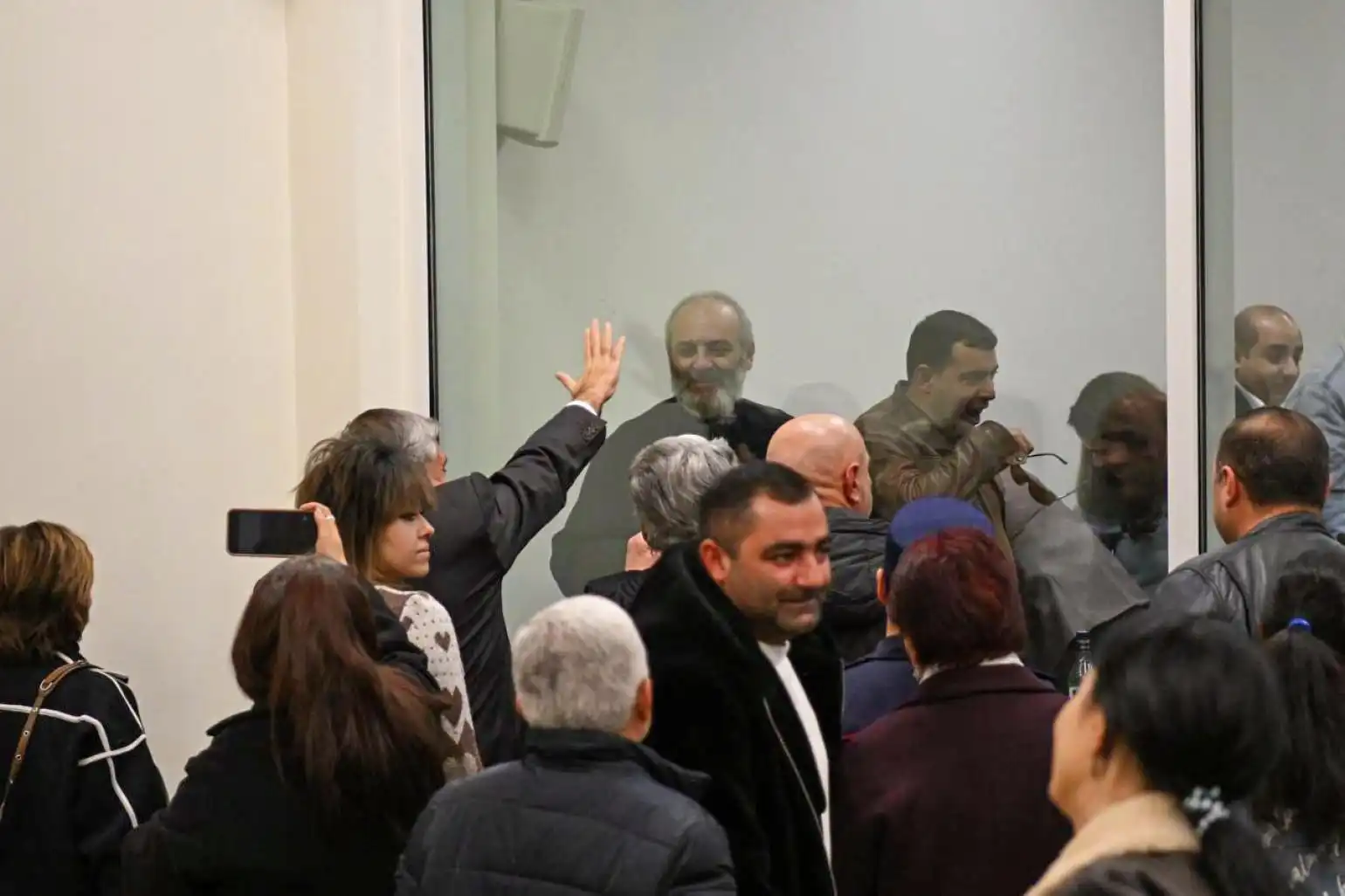 Բագրատ Սրբազանի կալանքը երկարաձգուած է  2 ամիսով