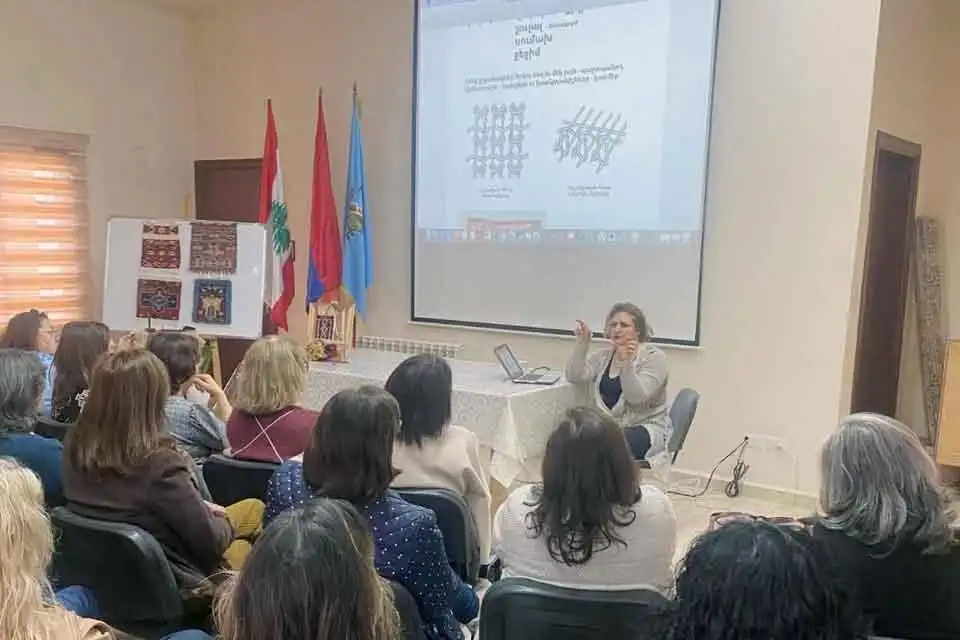 Պէյրութ. Հայկական գորգարուեստի մասին դասախօսութիւն 