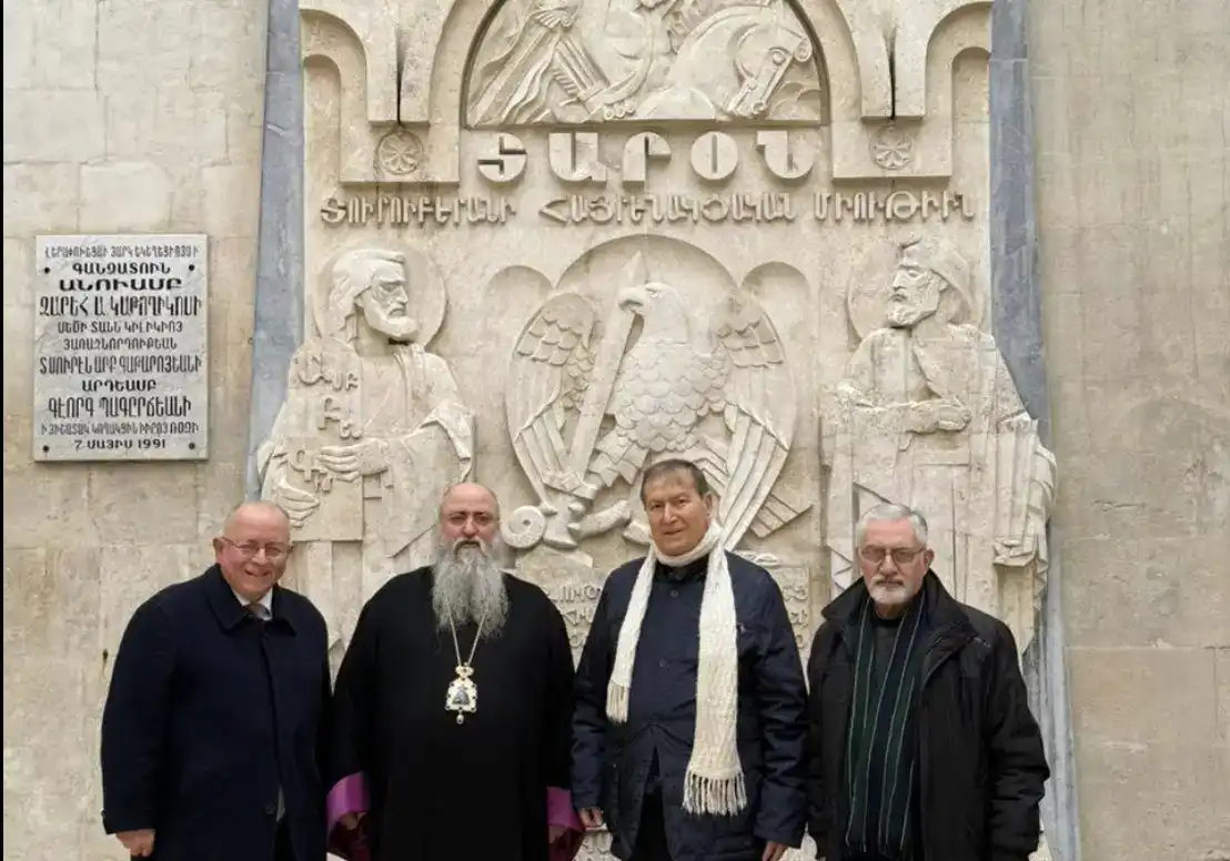 Հալէպ. Քարիթասի Ափրիկէի շրջանային պատասխանատուն այցելած է  Թեմակալ Առաջնորդին  