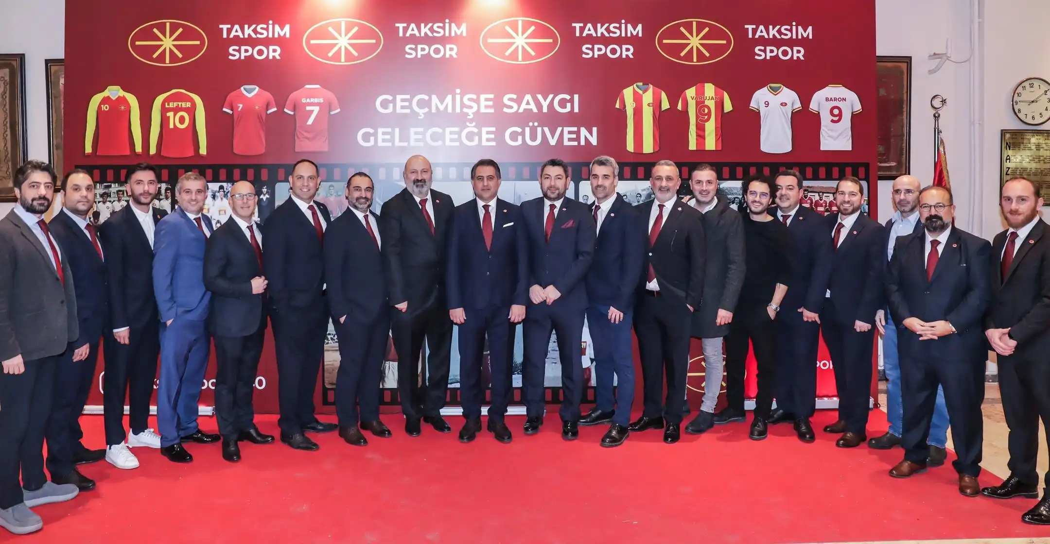 Ալէն Պաղ եւ իր խումբը թեկնածու՝ Թաքսիմի մարզկան ակումբի վարչութեան