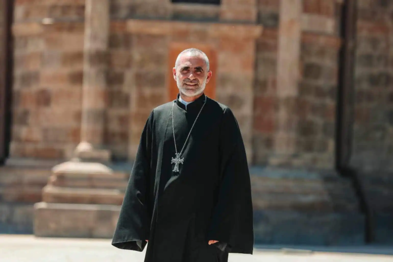 Եպիսկոպոսաց ժողովի կազմակերպչական աշխատանքները կ՚ընթանան, աւելին ըսել չեմ կրնար. Տէր Եսայի