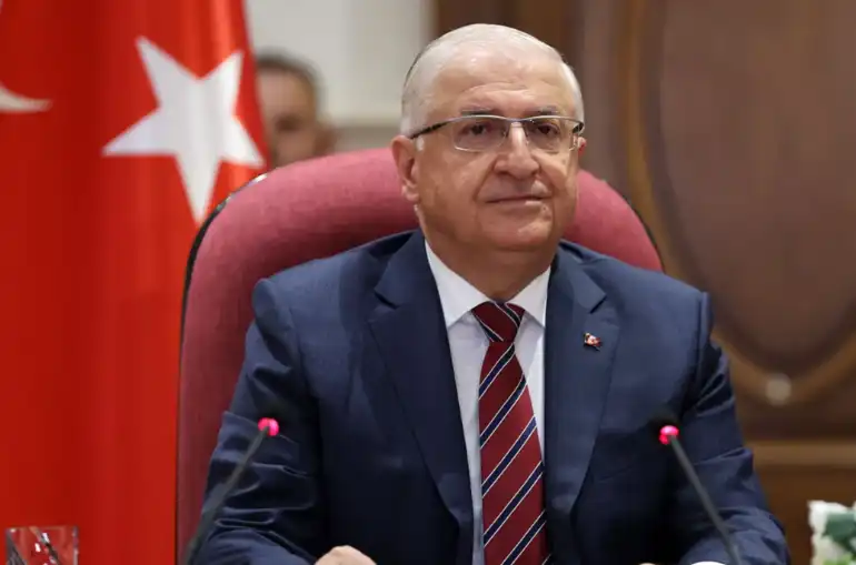 Կովկասի մէջ խաղաղութեան ճանապարհը կ՚անցնի Ատրպէյճանի եւ Հայաստանի միջեւ խաղաղութեան պայմանագրի ստորագրմամբ. Թուրքիոյ Պաշտպանութեան նախարար