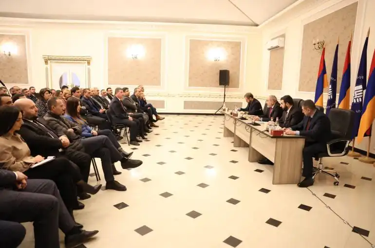 «ՔՊ»-ի Նիստ Եղէգնաձորի մէջ
