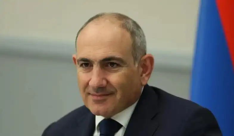 Փաշինեան ողջունած է Բարենորոգման շարժման միացած 16 քահանաները 