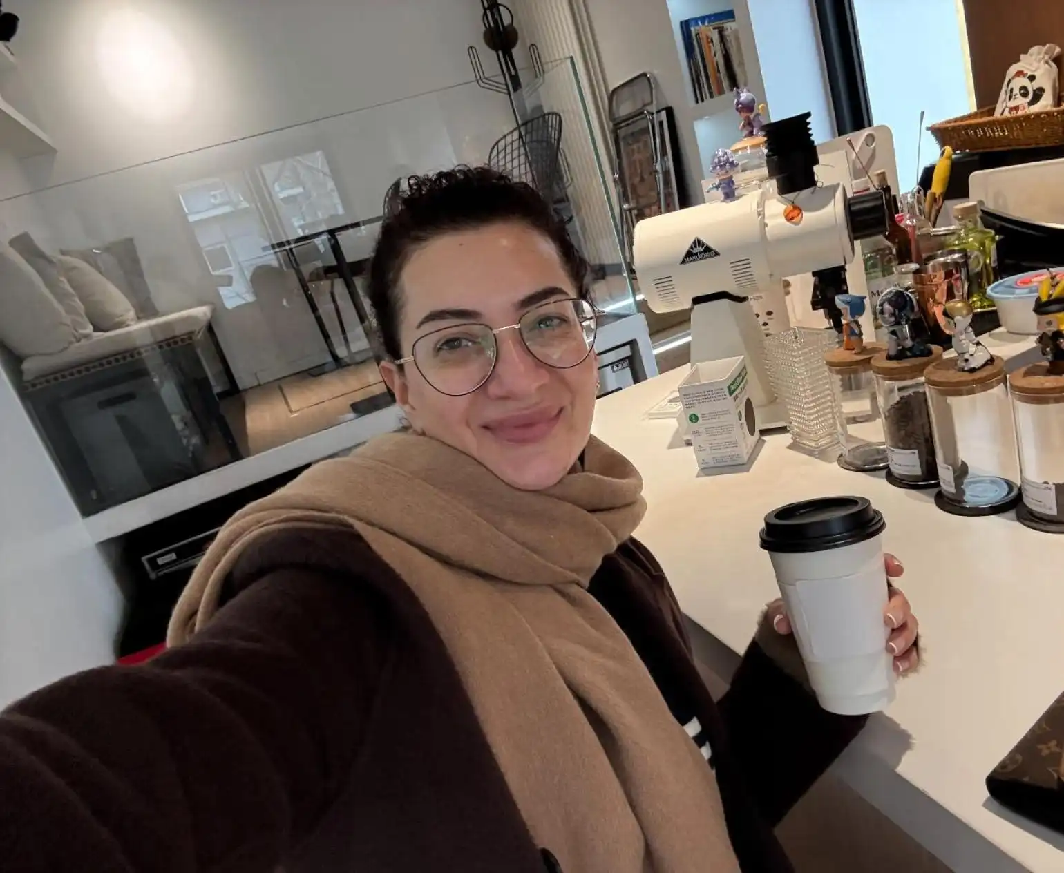 Վարչապետի  տիկնոջ նոր առաջարկը. «Այլեւս հարց տալ թէ  հիմա ի՞նչ ես կարդում» 