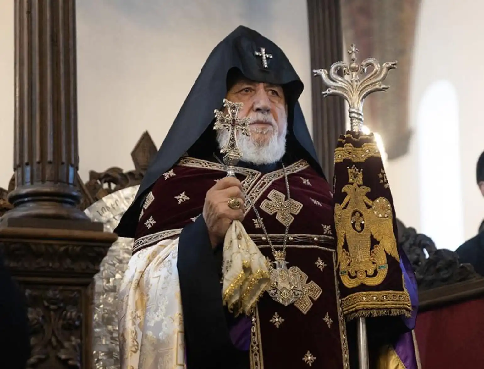 Հայոց բանակը մեր պետականության հիմնասյուներից է՝ կոչված ապահովելու խաղաղությունը մեր երկրի և անվտանգությունը մեր ժողովրդի․ Գարեգին Բ.