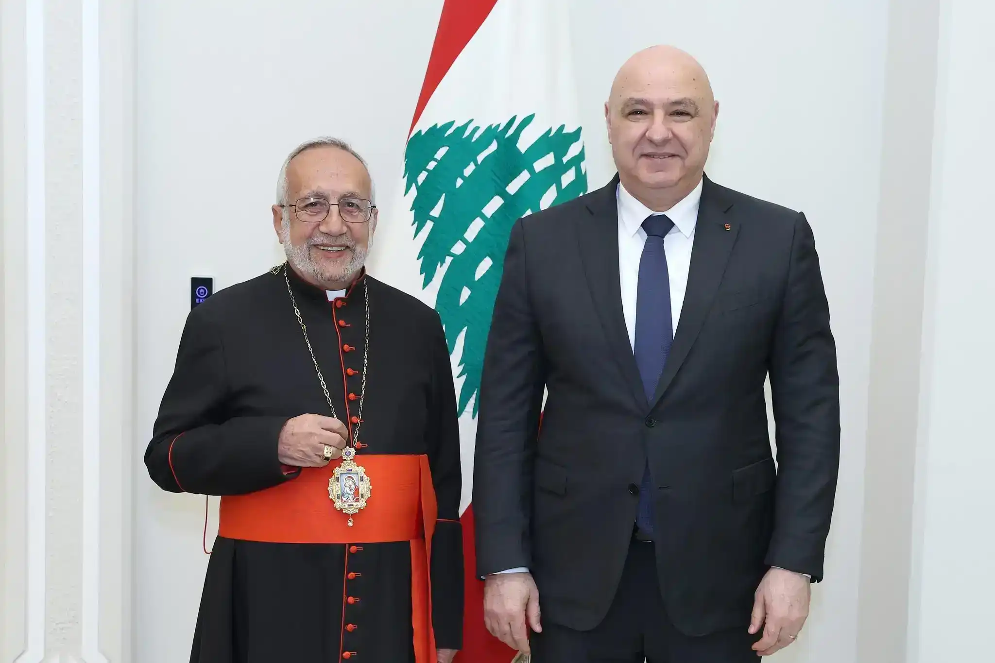 Հայ Կաթողիկէ Կաթողիկոս-Պատրիարքի այցը՝ Պաապտայի նախագահական պալատ 