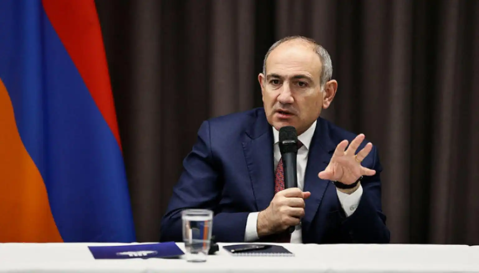 Փաշինեան ողջունած է Տ. Գուսան Ծ. Վրդ.ի որդեգրած դիրքորոշումը 