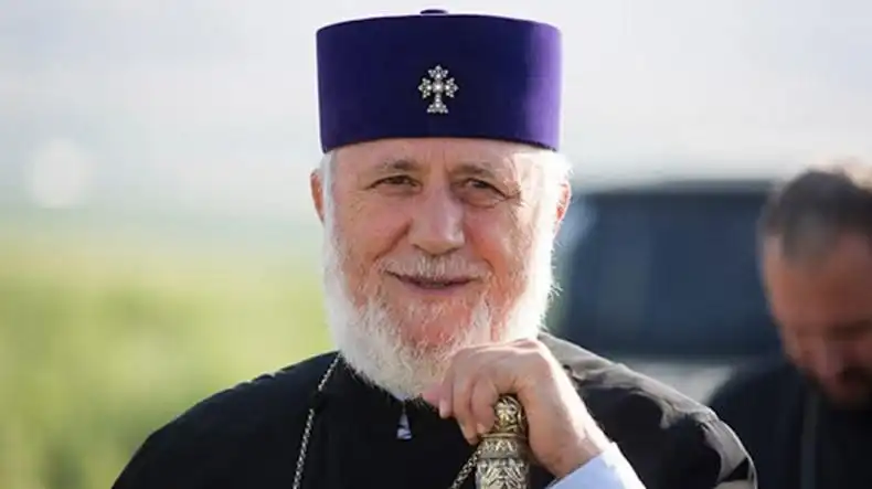 Կեղծիքի բացայայտում. Իբր թէ Պաքուի հայերը պատգամ յղած են Կաթողիկոսին