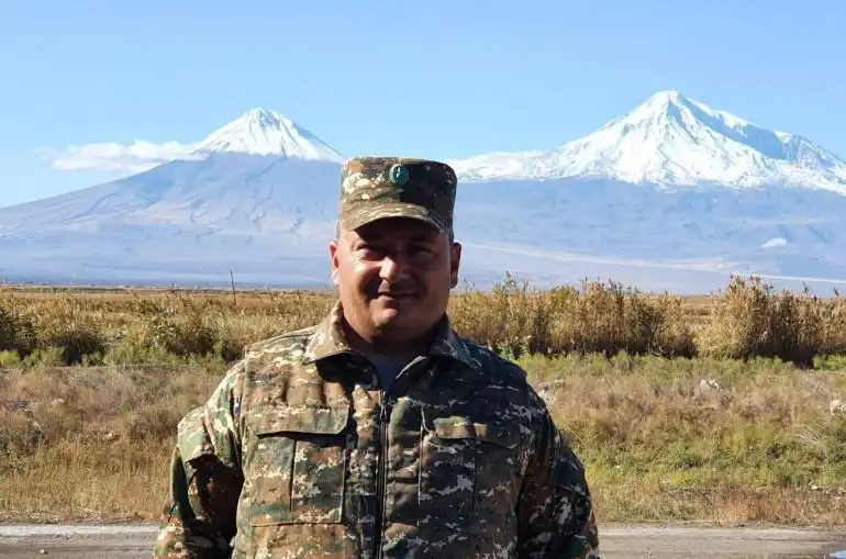 Երասխի վիրաւոր գիւղապետը հայրենի տուն կը վերադառնայ 