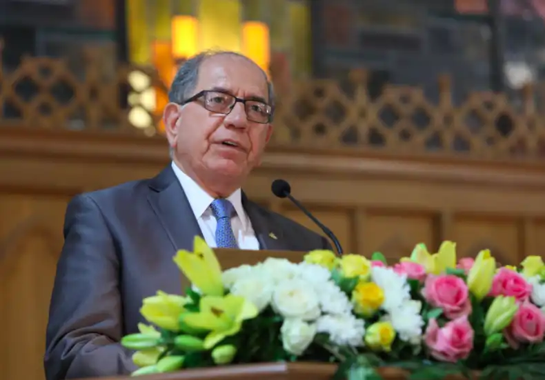 Տեսիլքի  որոնման  ճանապարհին...