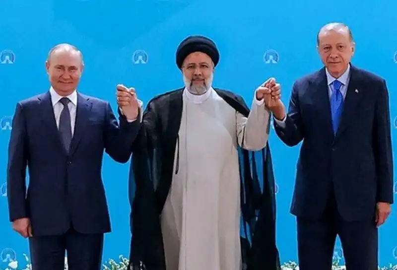 Թեհրանի գագաթէն կարեւոր յայտարարութիւն 