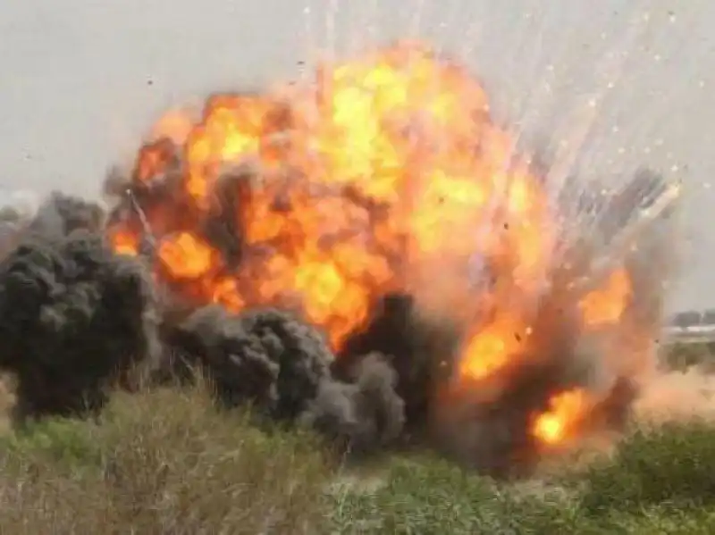 Կարսի մէջ, Հայաստանի սահմանին ական պայթած է