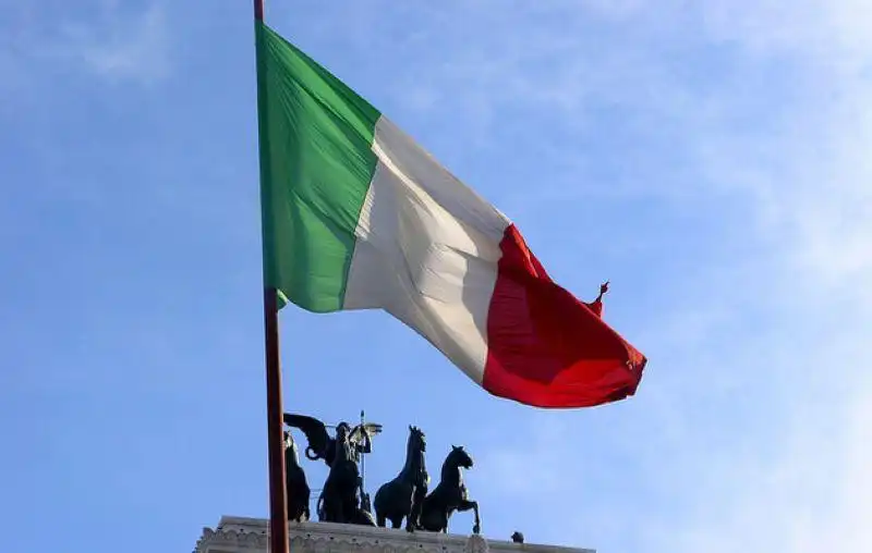 Լուծարուած է Իտալիոյ խորհդարանը